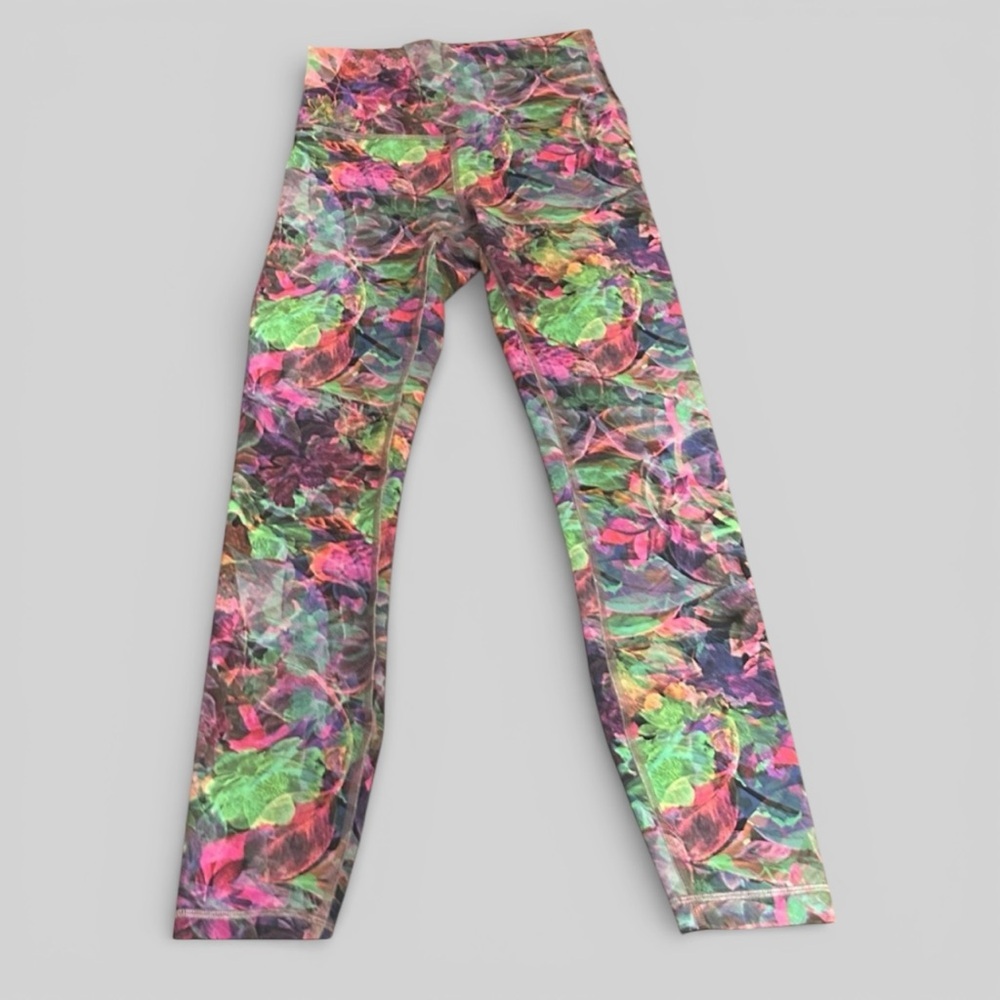 Lululemon Athletica Wunder Under High Rise Crop leggings size 4 vivid floral